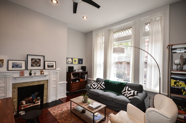 1925 Spruce St, Unit 1F