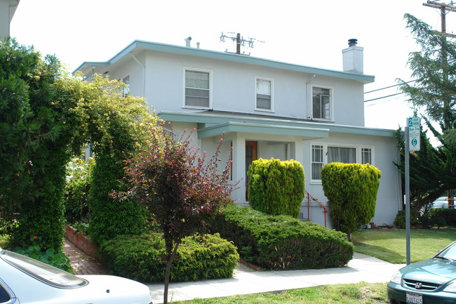 1647 Walnut St in Berkeley, CA - Building Photo - Building Photo