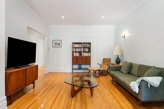 214 Chem. de la Côte-Saint-Antoine in Westmount, QC - Building Photo - Building Photo