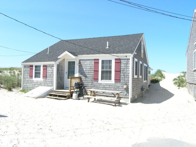 145 Shore Blvd in Sandwich, MA - Building Photo - Building Photo