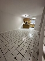 28985 Calle Del Lago in Murrieta, CA - Building Photo