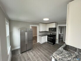 174 Lamson St in West Haven, CT - Building Photo