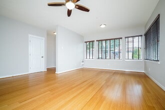 2400 NE Park Dr in Issaquah, WA - Building Photo - Building Photo