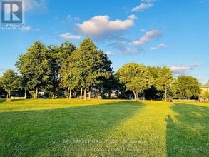 173 Searle Ave in Toronto, ON - Building Photo - Building Photo