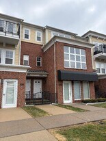 3306 Hilton Rd in Ferndale, MI - Building Photo