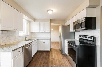 1513 S Dearborn St in Aurora, CO - Foto de edificio - Building Photo