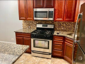 1309 Cranbrook Dr in Schaumburg, IL - Building Photo - Building Photo