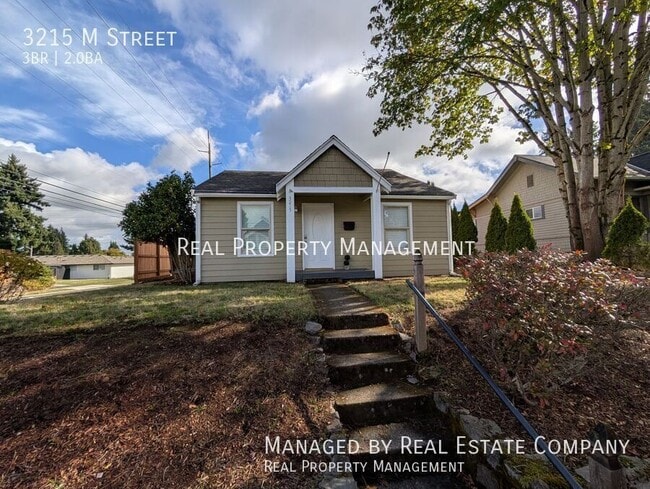 property at 3215 M St