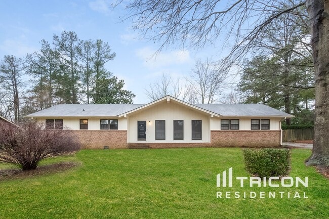 property at 2633 Green Valley Ct