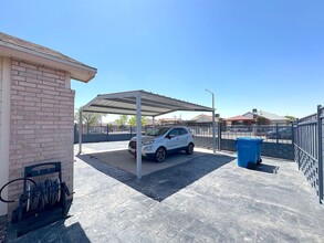 10405 Valle Blanco Dr in Socorro, TX - Building Photo - Building Photo