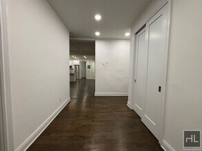 WEST 58 STREET in New York, NY - Building Photo - Building Photo