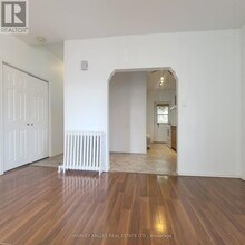 206 Augusta Ave in Toronto, ON - Building Photo - Building Photo