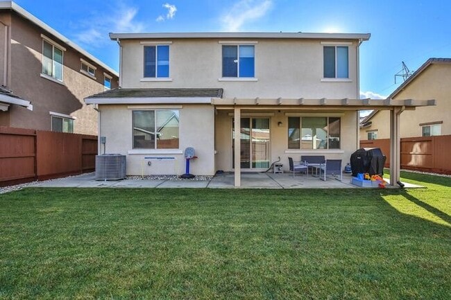9421 Vintage Prt Wy in Sacramento, CA - Building Photo - Building Photo