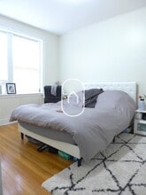 31 Stearns Rd, Unit 3 in Brookline, MA - Building Photo - Building Photo
