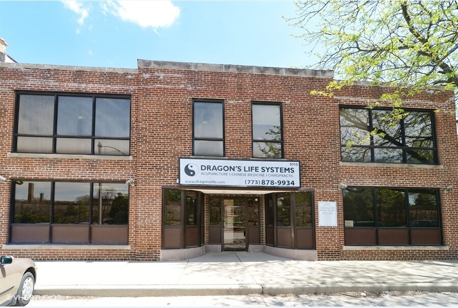 Chinese & Western Medical Group in Chicago, IL - Building Photo