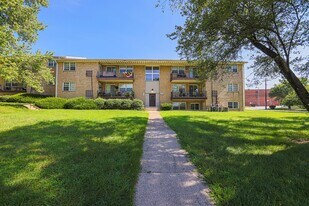 Enclave at Mount Pleasant in Baltimore, MD - Building Photo