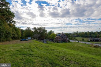 Hopewell Forge Ironmaster Estate in Lititz, PA - Building Photo - Building Photo