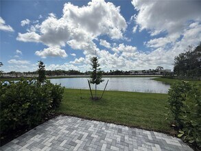 4286 Efendi Dr in Lantana, FL - Building Photo - Building Photo
