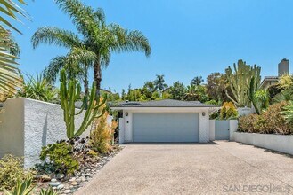 2841 Cacatua St in Carlsbad, CA - Building Photo - Building Photo