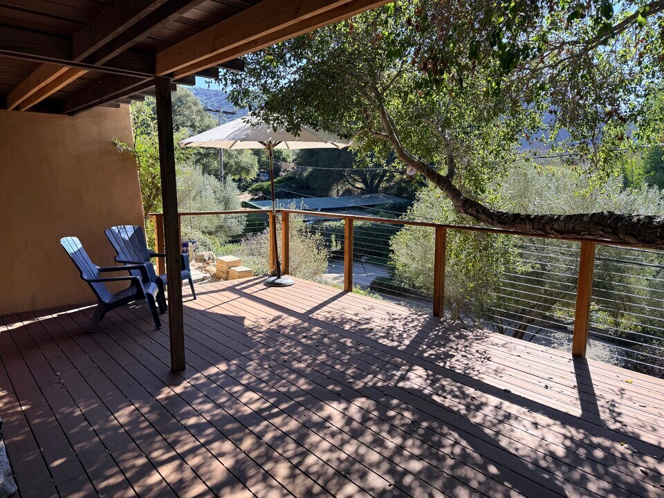 949 Crater Oak Dr, Unit Oak Tree in Calabasas, CA - Building Photo