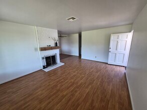 4861 Lehrer Dr in San Diego, CA - Building Photo - Building Photo