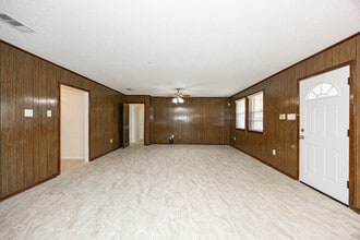 12114 Tams Dr in Baton Rouge, LA - Building Photo - Building Photo