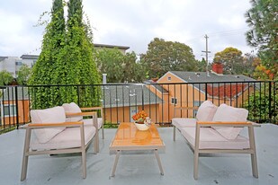 Cinnamon Apartments in Hayward, CA - Building Photo