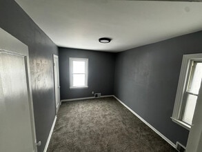 2781 South Park Ave, Unit 1 in Buffalo, NY - Building Photo - Building Photo