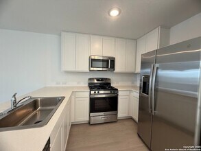 224 Ottawa Wy in New Braunfels, TX - Building Photo - Building Photo