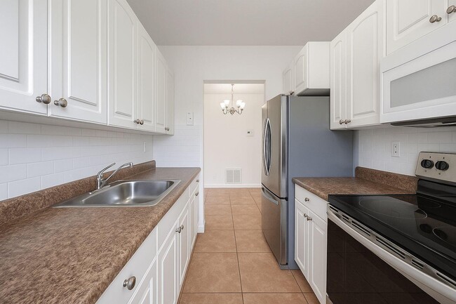 3350 NE 16th Terrace in Pompano Beach, FL - Building Photo - Building Photo
