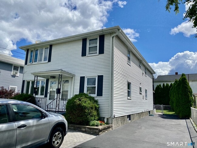 property at 7 Selander St