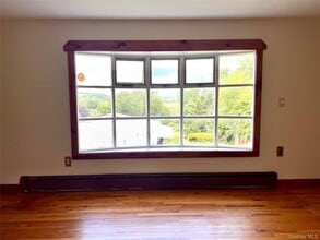 2 Oak St in Chester, NY - Building Photo - Building Photo