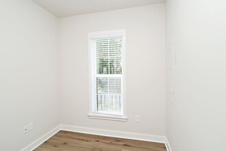 954 Belvedere Way in Charlottesville, VA - Building Photo - Building Photo