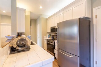 1084 Portola Ave in San Jose, CA - Building Photo - Building Photo