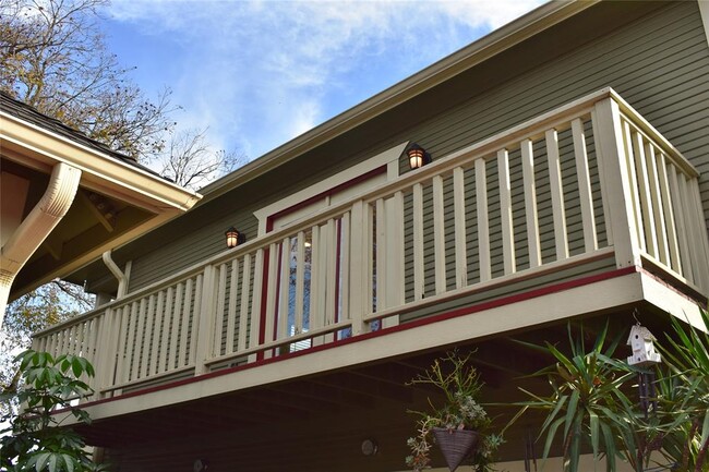 1115 Robbie St in Houston, TX - Building Photo - Building Photo