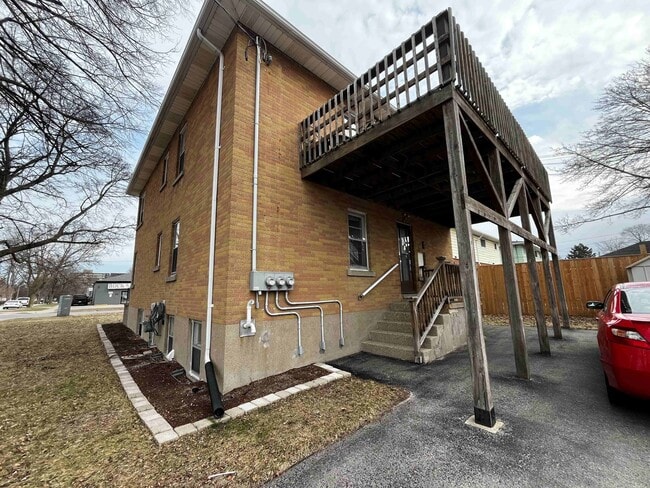 property at 381 Nelson St