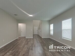 12930 Oak Hill Way in Duette, FL - Building Photo - Building Photo
