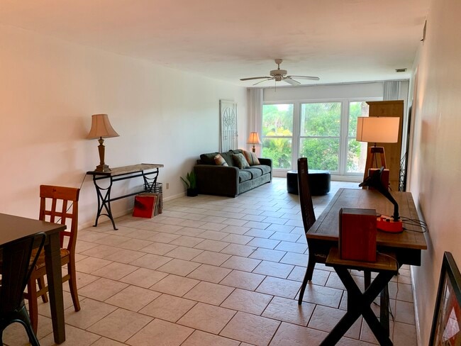 118 Palm Dr in Naples, FL - Building Photo - Building Photo