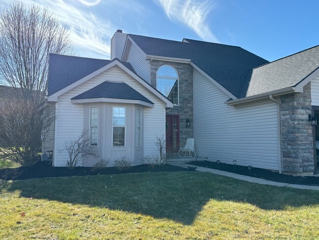 603 E Castlebury Cir in Saline, MI - Building Photo - Building Photo