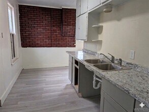 616 7th St in Niagara Falls, NY - Building Photo - Building Photo