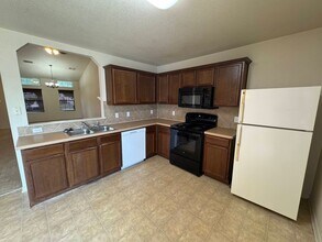 3302 Catalina Dr in Killeen, TX - Building Photo - Building Photo