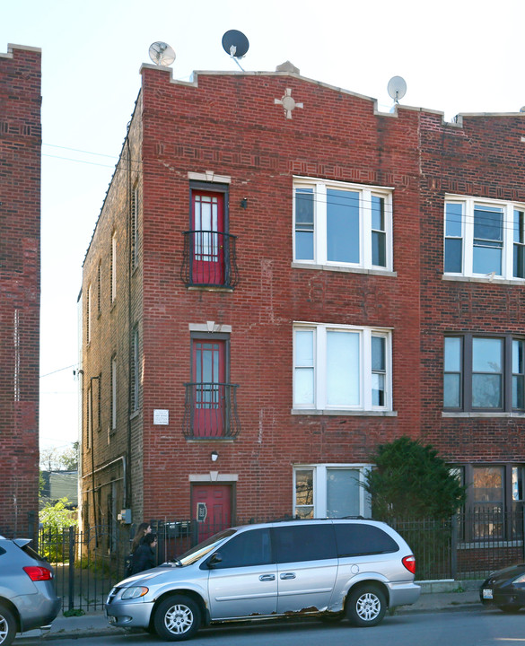 3319 W Belmont Ave in Chicago, IL - Building Photo