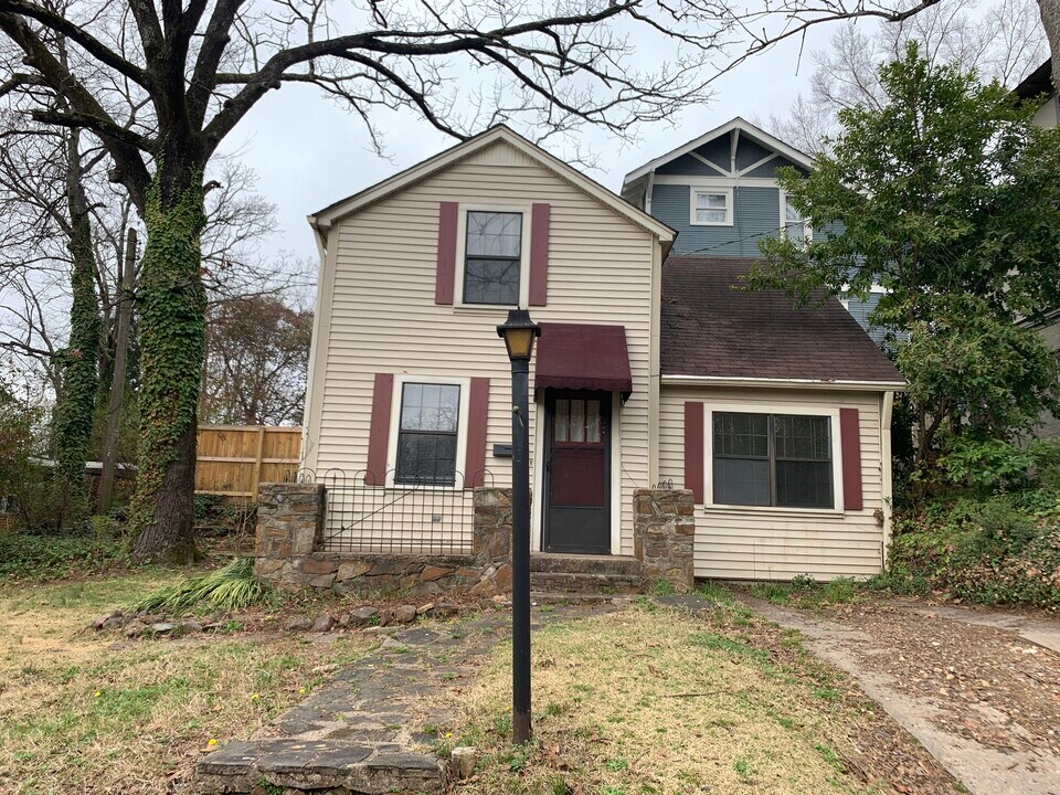820 N Jackson St in Little Rock, AR - Building Photo