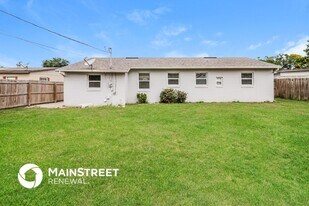 367 Notre Dame Dr in Altamonte Springs, FL - Building Photo