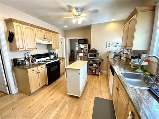 10 Berkeley St in Watertown, MA - Building Photo - Building Photo