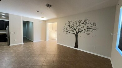 5121 Appenine Loop W in St. Cloud, FL - Building Photo - Building Photo