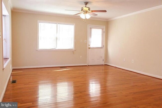 22425 Point Lookout Rd in Leonardtown, MD - Building Photo - Building Photo
