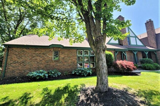 4554 Sandringham Dr in Columbus, OH - Building Photo - Building Photo