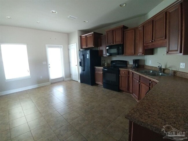 9549 Laramie Dr in Pensacola, FL - Building Photo - Building Photo