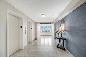 2947 S Atlantic Ave in Daytona Beach Shores, FL - Building Photo - Building Photo